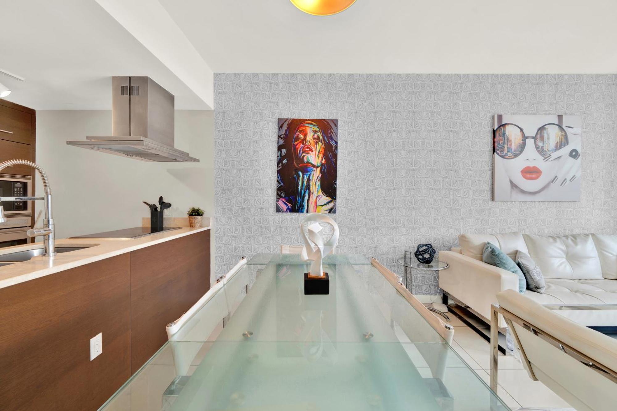 Luxurious 5-star At The W Icon Brickell *