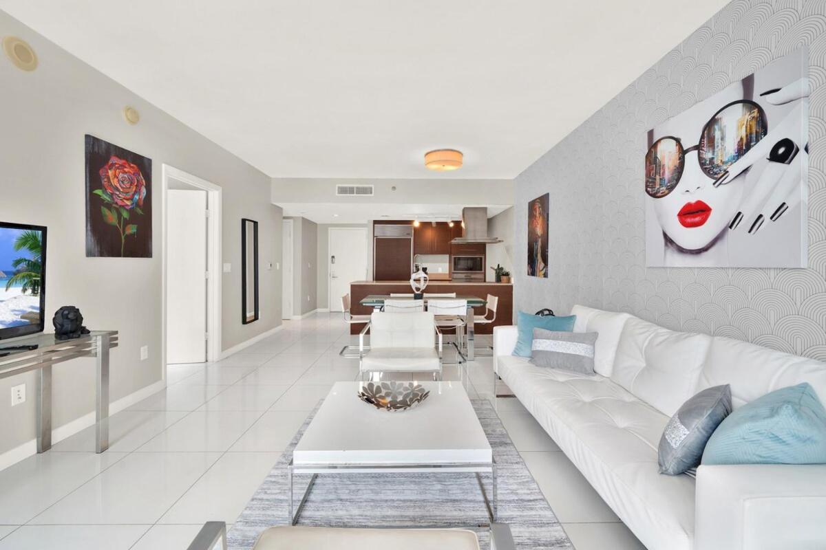 Luxurious 5-star At The W Icon Brickell Apartamento