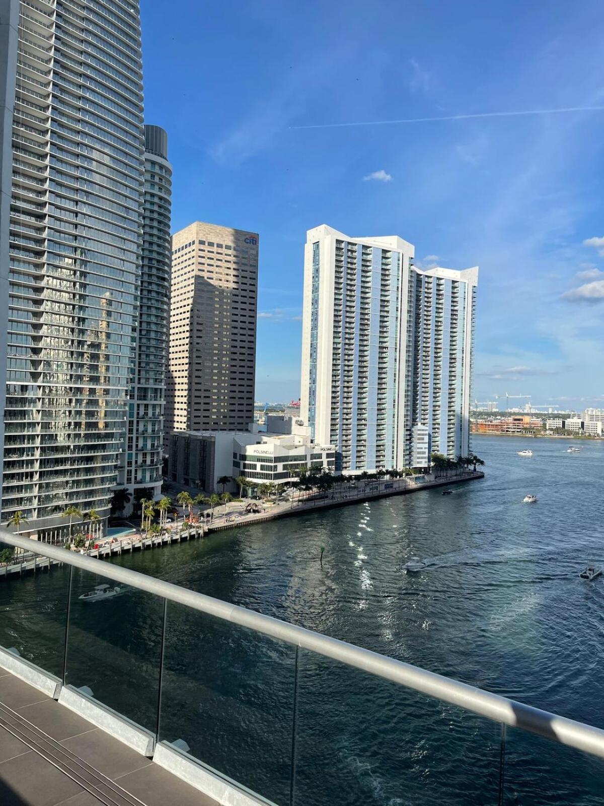 Apartamento Luxurious 5-star At The W Icon Brickell